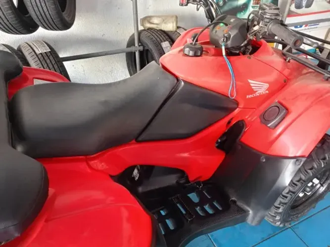 Quadriciclo Honda-2013, em perfeito estado