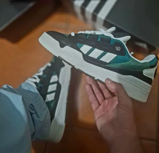 Tênis ADI 2000 Verde - Adidas