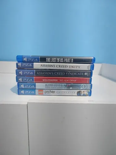 Vendo esses jogos de PS4. LEIA A DESCRIÇÃO