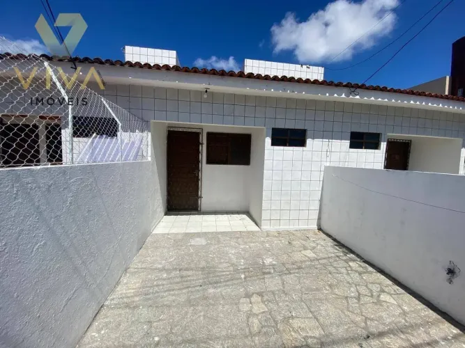 Kitnet com 1 dormitório para alugar, 40 m² por R$ 1.050,00/mês - Bancários - João Pessoa/P