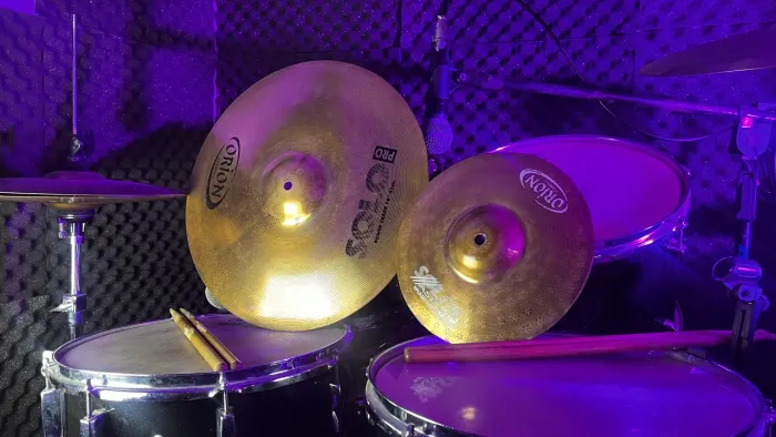Pratos de Bateria Crash 16 e Splash 10