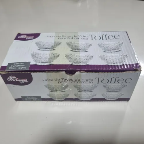 Jogo de taças de vidro para sobremesa