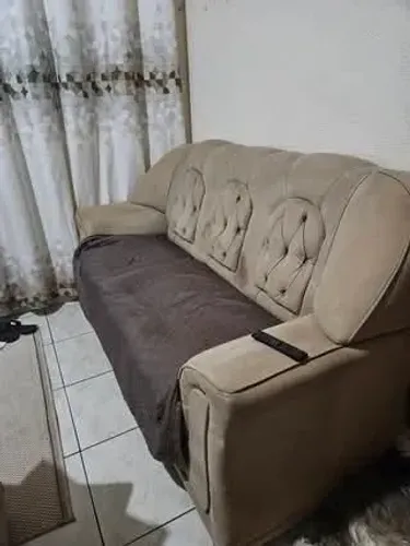 Sofá 2 e 3 lugares ler o anúncio 