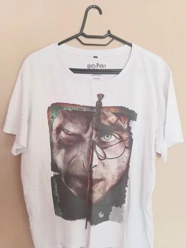 Camiseta Harry Potter. Relíquias da Morte. ORIGINAL SIDEWAYS RIACHUELO. TAMANHO G. 