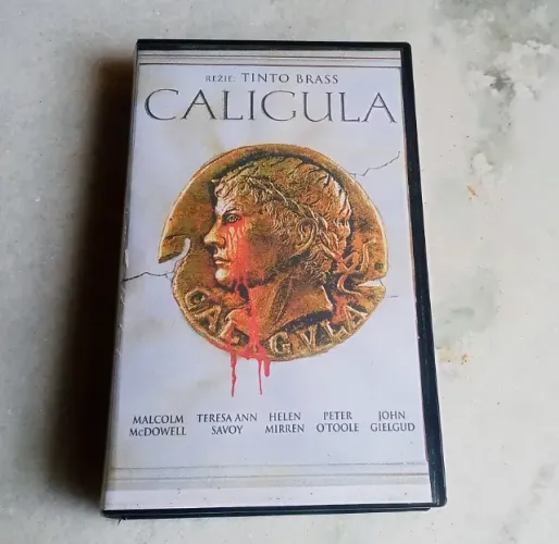 filme em vhs - calígula