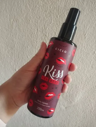 Body Splash Kiss Me More - Inspirado no Libre YSL