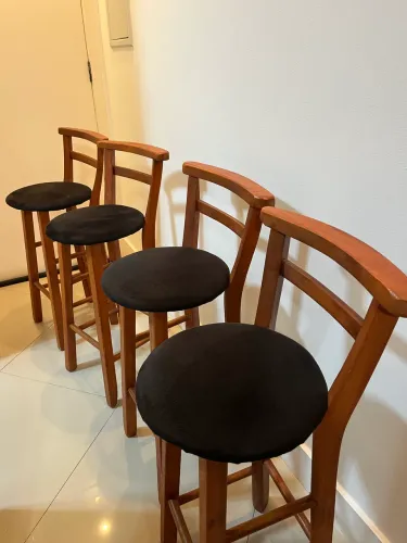 Par de banquetas 