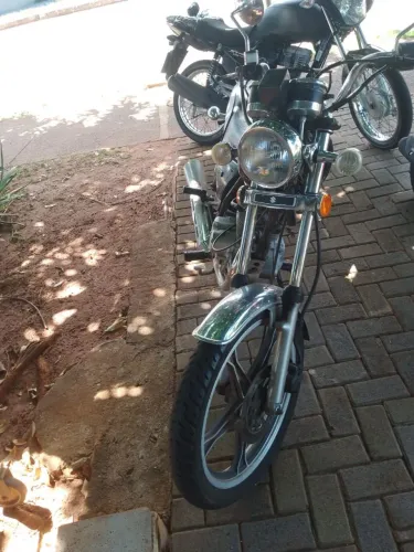 Vendo Suzuki intruder motor bom doc econômica perfeito pra trabalhar