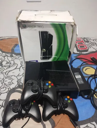 TROCO/VENDO XBOX 360 DESBLOQUEADO