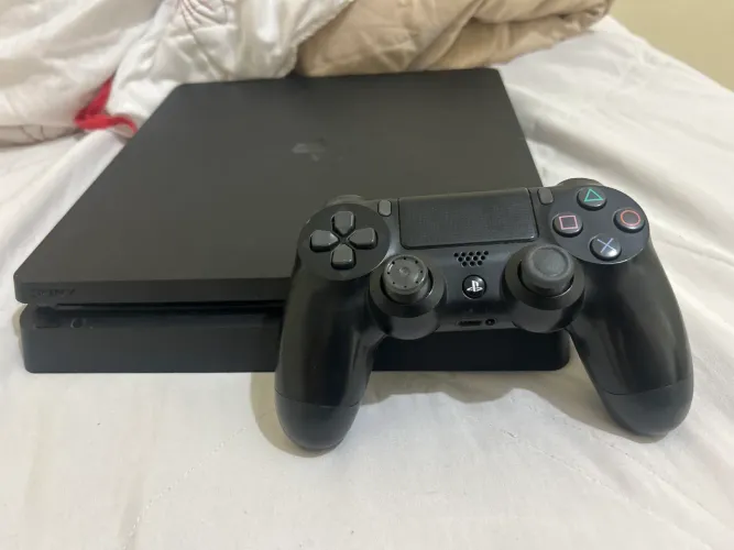 Ps4 sem defeito Slim 500GB.