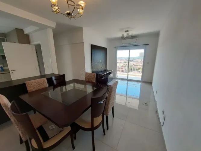 Venda de Apartamentos / Padrão na cidade de Araraquara