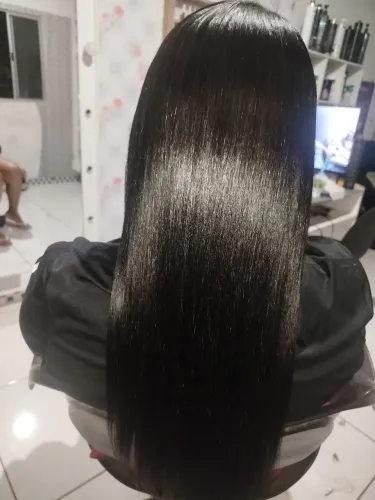 Selagem, permanente afro , tratamentos, coloração, aplicação de tela no mega Hair etc