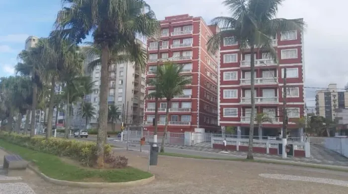 Apartamento em frente a Praia na Ocian-PG 2 quartos-10 pessoas