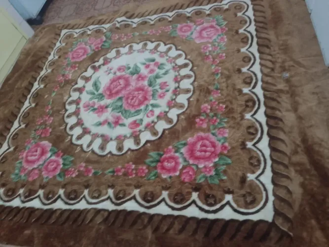 Tapete lindo por apenas 40 reais grande 