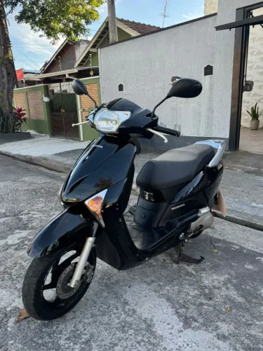 Honda lead 110