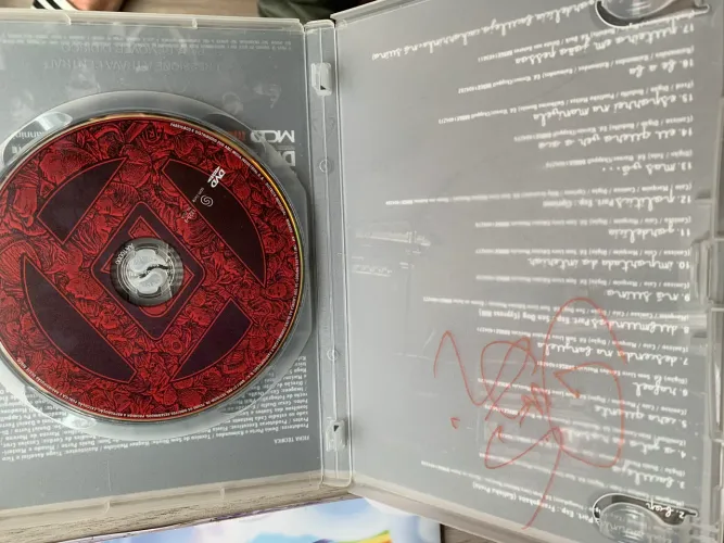 DVD Raimundos autografado!