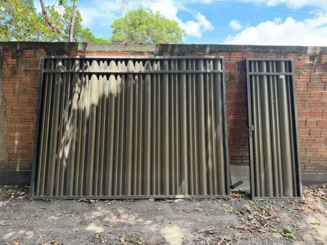 Portão alumínio