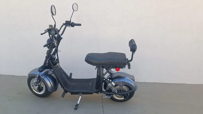 Scooter Elétrica X11 1000W - Apenas 652 km | Estado de Zero!