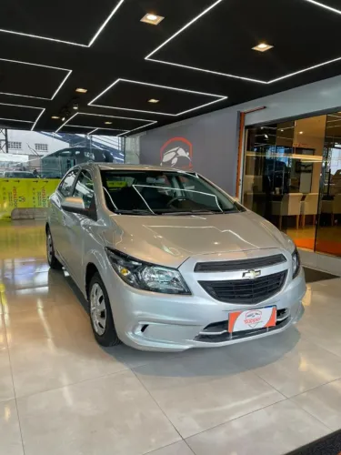 Chevrolet Onix JOY Hatch 1.0 8V Flex Mec. 4P 2018