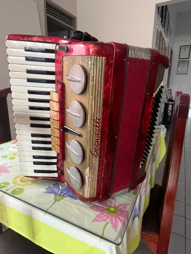 Acordeon Scandalli