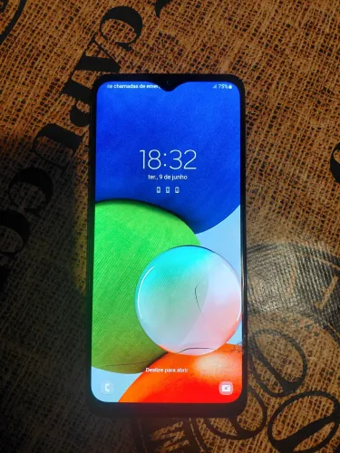 Celular a22 Samsung com tela trincada mas funciona perfeitamente