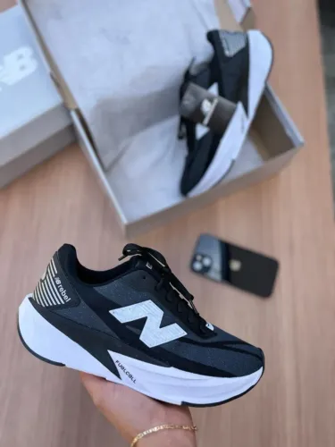 NEW BALANCE V5 