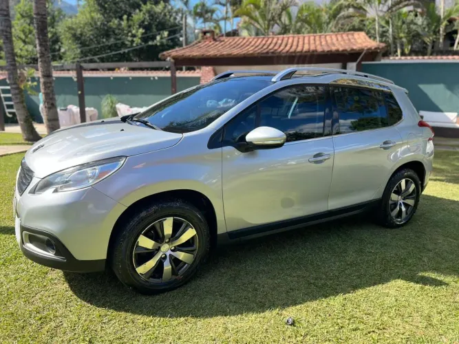 Peugeot 2008 Griffe 1.6 Flex 16V 5P Aut. 2016