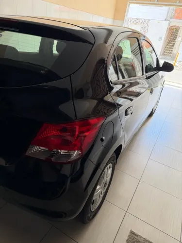 Chevrolet Onix JOY Hatch 1.0 8V Flex Mec. 4P 2018