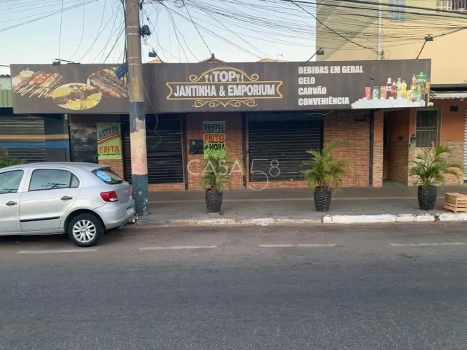 Imóvel Comercial 254m²  Região da 44 | Ideal para Estoque e Armazenagem