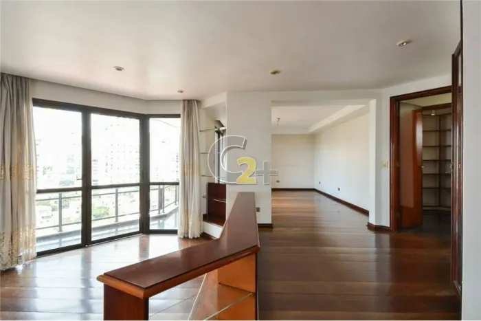 Apartamento a venda no Pacaembu com 4 quartos, 2 suítes e 3 vagas
