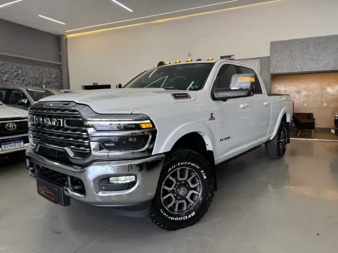 Ram 3500 Limited Longhorn 6.7 TB CD Diesel 2025