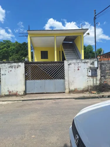 Alugo apartamento no bairro Monte das Oliveiras 1.100