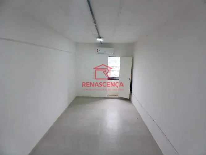 Sala comercial na Freguesia.