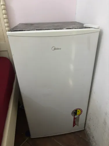 frigobar midea 93L
