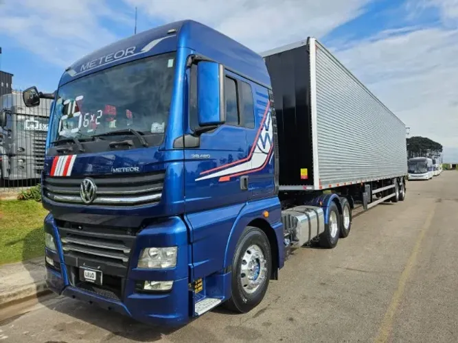 Vw Meteor 28.480 6x2 Ano 24 Suspensão Mola Baixo km Carreta Baú Nostra Ano 2026 0km