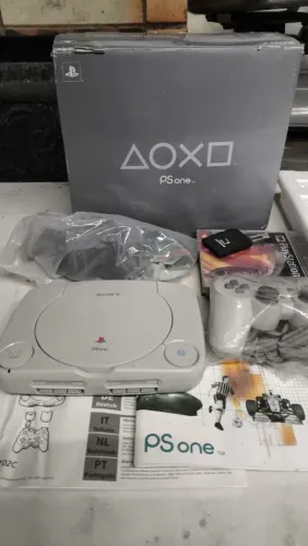 Playstation1 PsOne na caixa