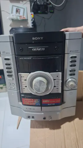 Mini system Sony com defeito 