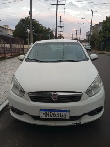 Fiat Grand Siena Essence Dual. 1.6 Flex 16V 2014