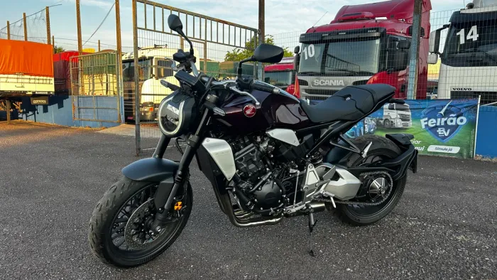 Cb 1000 apenas 150km 