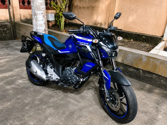 Vendo minha FZ15 Ótimas condições 