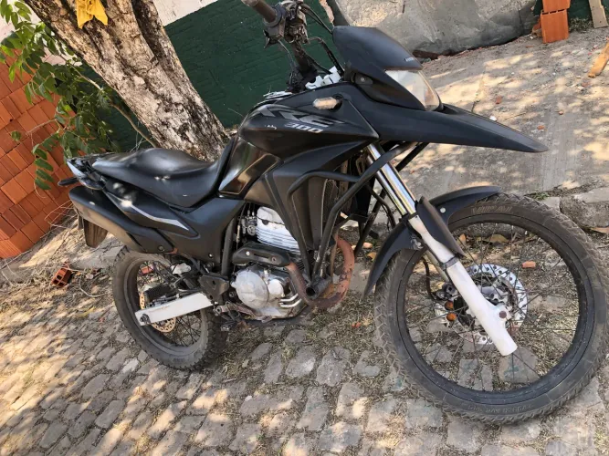 XRE 300