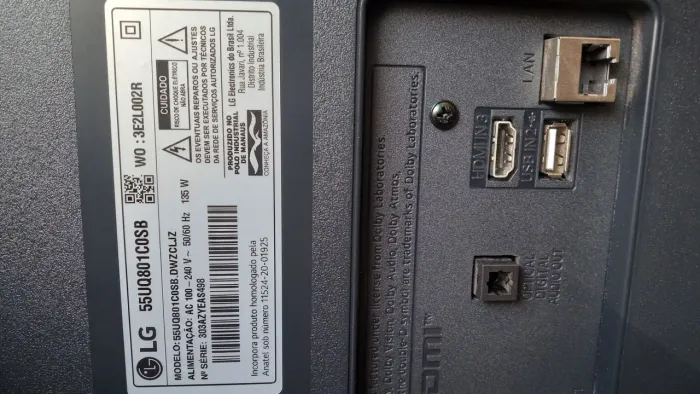 Vende se tv LG 55 , com a tela quebrada 