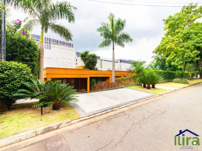Casa Mobiliada e Decorada Para Venda Com 3 Suites, Espaco Gourmet, Piscina e 4 Vagas No Ta