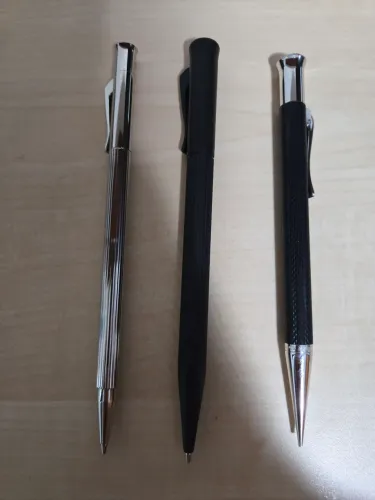 Kit de 3 lapiseiras graf von faber castell, Importada da Alemanha, nova nunca usadas.