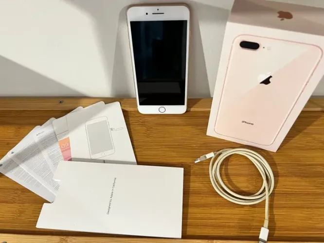 iPhone 8 plus rose Gold 64gb