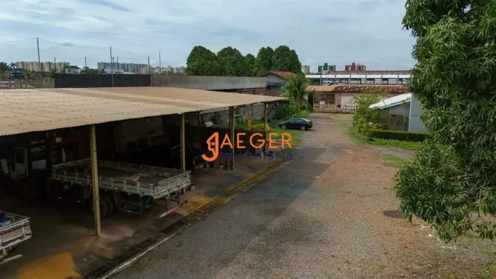 Galpão Comercial à Venda Bairro Industrial | 3.300m²
