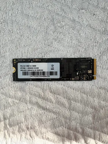 KIT DE ARMAZENAMENTO - SSD NVMe + SSD SATA | Excelente estado