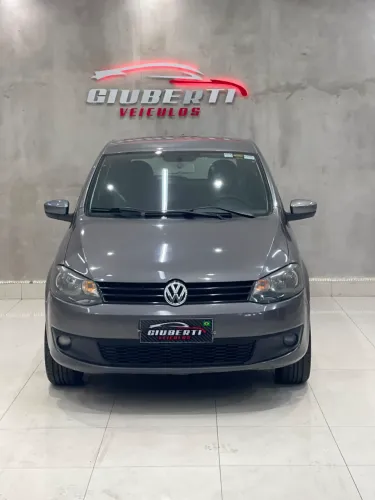 Volkswagen Fox 1.0 MI Total Flex 8V 5P 2011