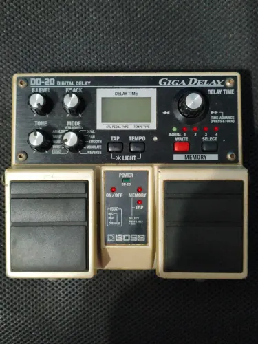 Pedal boss DD20