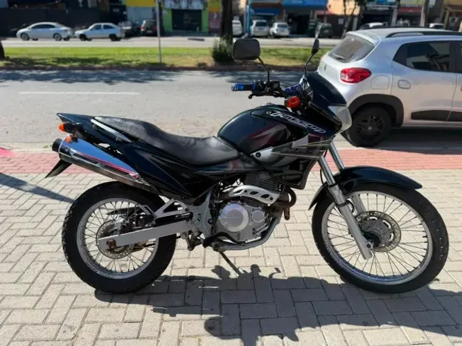 Honda NX-4 Falcon 400 2008